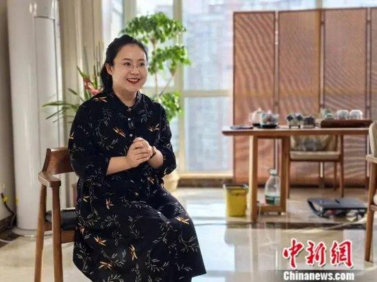配资专业门户 会否接棒丈夫？蔡磊妻子回应